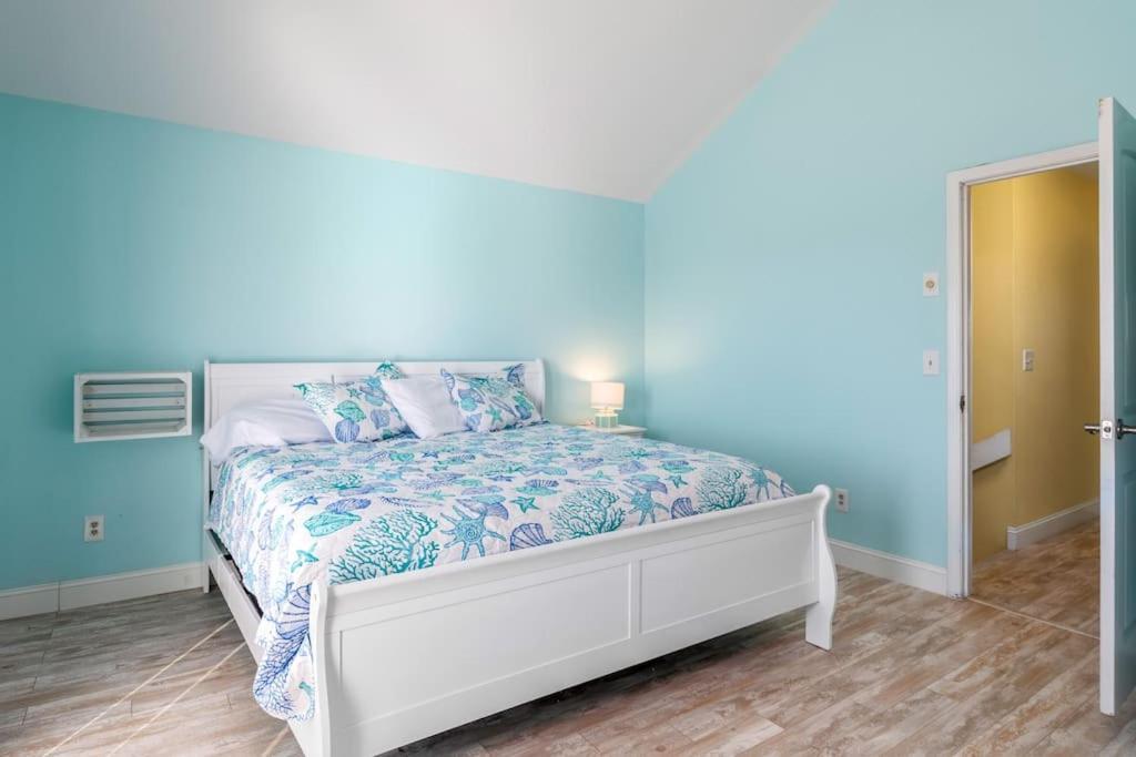 Pool Haven Ocean View Villa Oak Island Kültér fotó